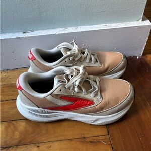 Brooks adrenalines retro edition